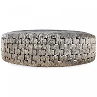 295/80R22.5 Tyre with Rim; 1pcs