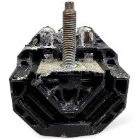 81962100670 Izolator de vibrații motor, față stângă MAN 81.96210-0670 TGL, TGM, TGS, TGX (2005-2021)