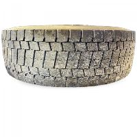 315/70R22.5 Tyre with Rim; 1pcs