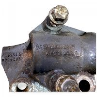 20883484 Stabilizatoriaus laikiklis, priekinė ašis, apatinis, dešinė pusė VOLVO 20883487 FL, FE (2013-)