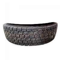295/80R22.5 Tyre with Rim; 1pcs