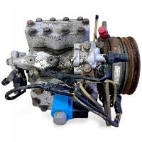 21369845 Compresseur de climatisation AC Compressor / pump VOLVO 21486837 B6, B7, B9, B10, B12 bus (1978-2011) EBERSPÄCHER LINNING