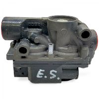 0064291844 ABS vārsts, Priekšas tilts, labā puse MERCEDES-BENZ A0064291844 0064293544 A0064293544 Actros MP5 (2019-) WABCO
