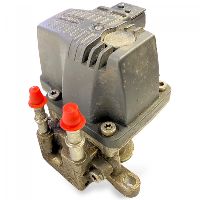 0001402339 AdBlue Dosator MERCEDES-BENZ A0001402339 A0001403439 A0001404839 A0001405239 0001403439 0001404839 0001405239 A0001405439 0001405439 Antos, Arocs, Actros MP4 (2012-) HILTE