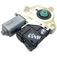84062947 Motorul regulatorului geamurilor, stânga RENAULT TRUCKS 82907379 7482907379 7484062947 T (01.13-) BROSE