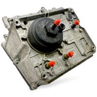 22169014 Pompa AdBlue VOLVO 21350672 21210636 21582902 21687107 21911392 21966582 22668890 85020843 85013735 85013314 85013280 85013130 85003905 85019735 20908711 20766846 21200982 20975638 21002996 21161861 B6, B7, B9, B10, B12 bus (1978-2011) BOSCH