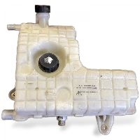 20828426 Expansion Tank VOLVO 85132202 22066749 82582786 82582787 FL, FE (2005-2014) MANN HUMMEL