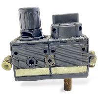 0821300901 Supapă de aer IRISBUS 1827231010 Arway, Crossway, Crealis, Magelys, Proway, Daily Tourys (2006-) REXROTH