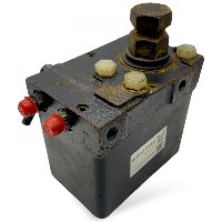 0015531501 Lyftpump för hytt MERCEDES-BENZ 0015533201 0015533701 A0015531501 A0015533201 A0015533701 Axor 2 (2004-) TEMPLIN