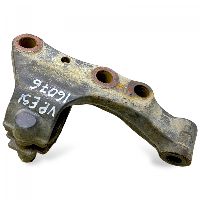 2290932 Halterung Stabilisator Vorderachse unten links SCANIA 2083722 L,P,G,R,S-series (2016-)