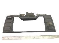 MK405104 Acoperirea/cadrul clusterului de instrumente MITSUBISHI Canter (2001-)