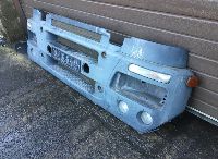 500386204 Kylargrill, nedre IVECO 500383946 504103125 41221083 41221084 41221040 41221041 Stralis, Trakker (2002-)