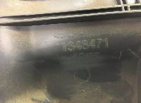 1348471 Kojelaudan muovisuojapeite kuljettajan jalkatilassa S734 - SCANIA