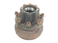 9763561801 Hjulnav skivbroms, drivande axel, höger MERCEDES-BENZ A9763561101 A9763561801 A9754230312 A9754230612 9763561101 9754230312 9754230612 A9763560701 9763560701 Atego, Atego 2, Atego 3 (1996-)