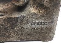 21176291 Motorhållare, bakre höger 20908887 20812470 20505041 - VOLVO