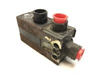 0049975536 Magnetventil MERCEDES-BENZ A0049975536 Axor, Actros MP1, MP2, MP3 (1996-2014) EKS