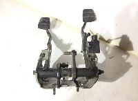 1428690+1428665+1731241+2388629 Kopplings-/bromspedaler med hållare SCANIA 1428690 1428665 1726423 1428667 1483865 2388629 1435680 1731241 1548492 P,G,R,T-series (2004-2017)